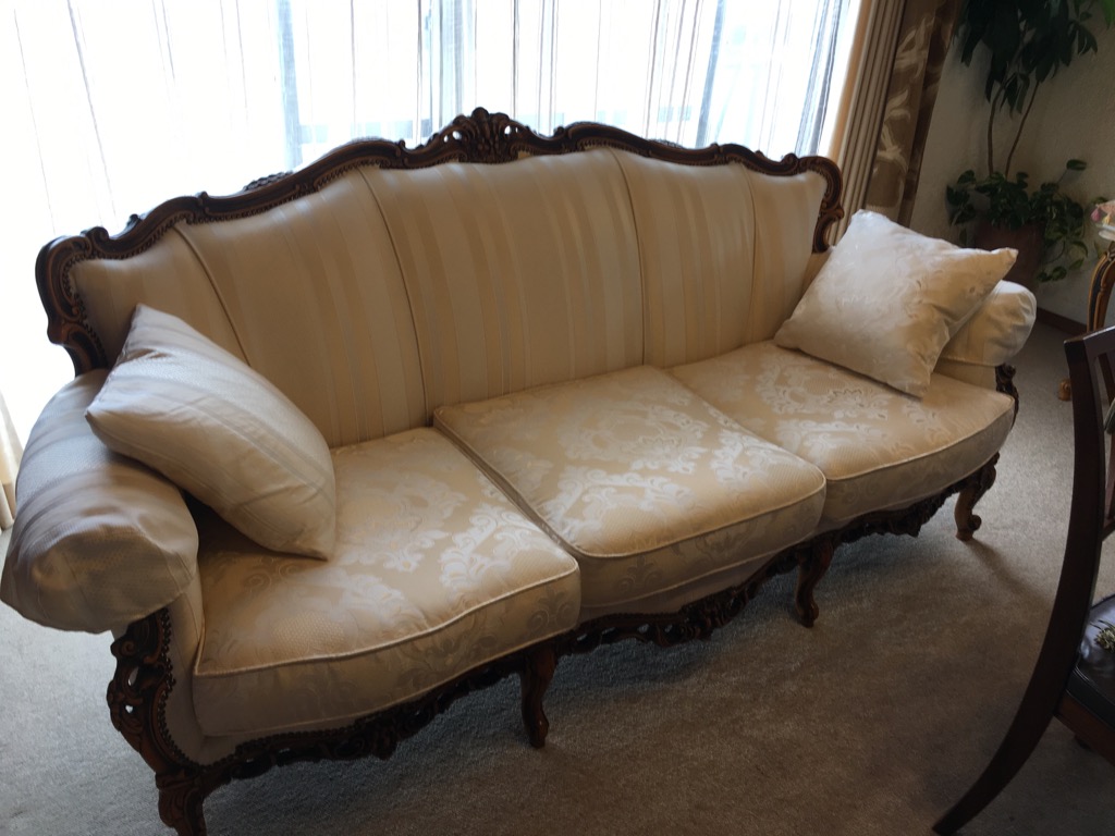 張り替え結果　イタリア製ファブリック