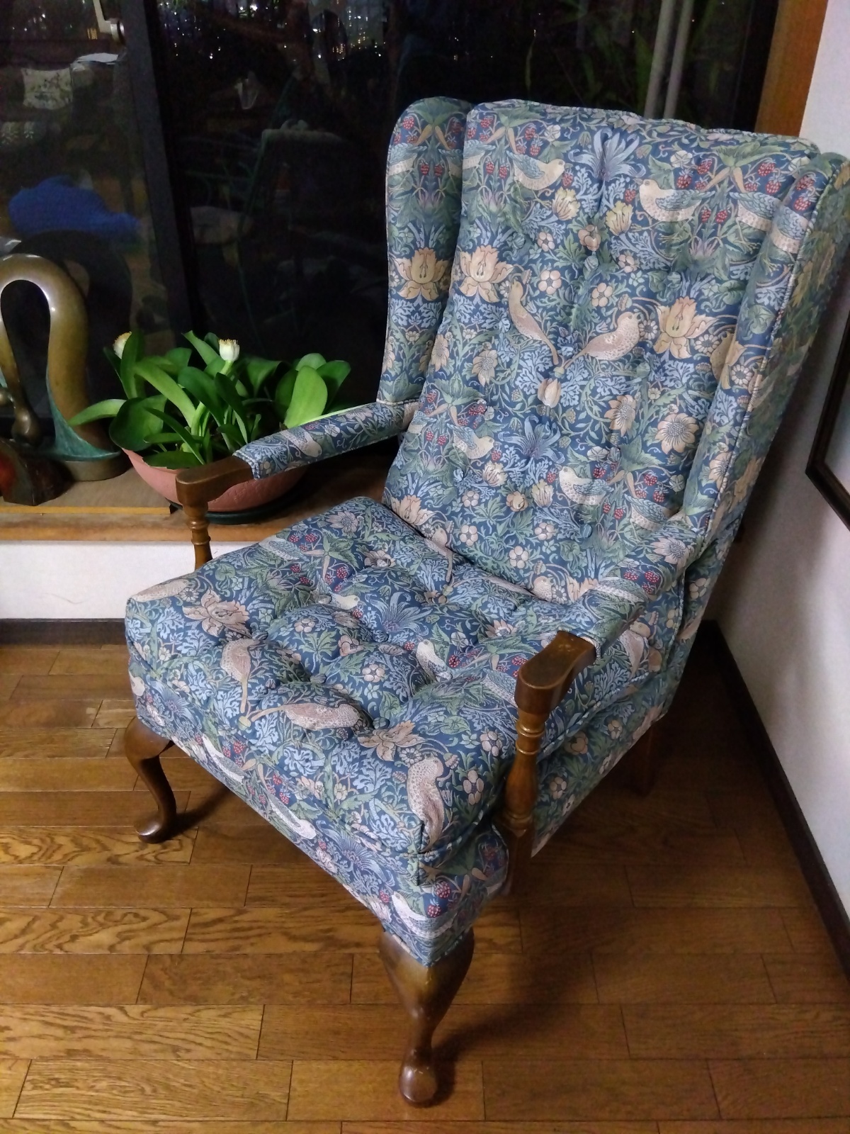 ウィリアムモリスいちご泥棒でソファー張り替え